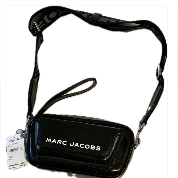 NWT ❤️ Marc Jacobs Bold Cargo Crossbody Bag in Black - MSRP $395 - Picture 2 of 4